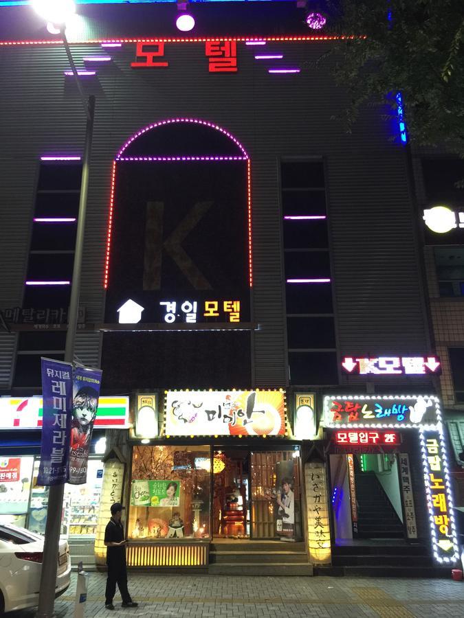 K Motel Тегу Екстериор снимка